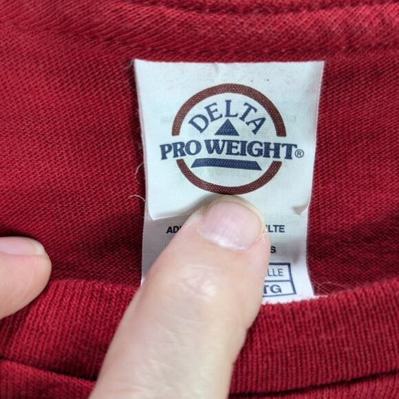 Razorbacks shirt Mens Extra Large Red Hogs Basketball University of Arkansas - Picture 3 of 7